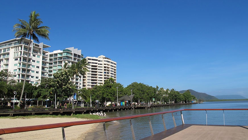 Beautiful-View-Cairns-Esplanade